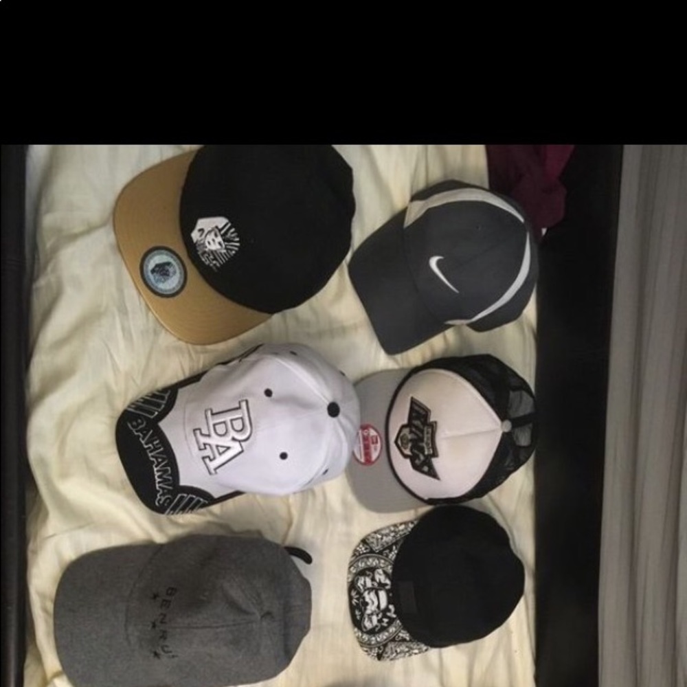 New and Used Dad hats, STRAPBACKS, snapbacks, etc.